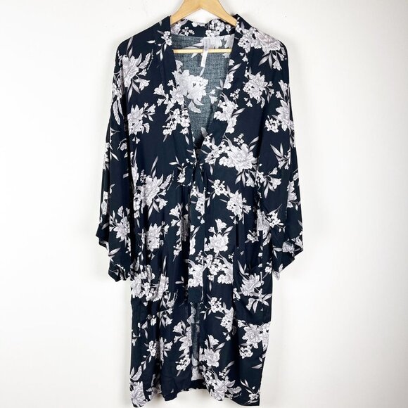 Spiritual Gangster Other - 2/$14 Spiritual Gangster Floral Kimono